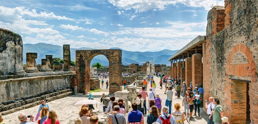 Sorrento: Pompeii Tour with guide, ticket & lunch included - Day-of Tips: What to Bring and How Not to Get Stuck