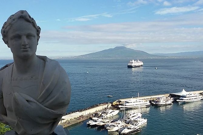 Sorrento Private Walking Tour with Guide and Limoncello Tasting - Sedile Dominova to Marina Grande: Finishing in the Maritime Quarter