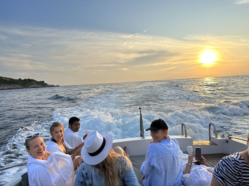 Sorrento: Scenic Boat Tour with Aperitif - Puolo Bay: Fishing Village Views With Vesuvius on the Horizon
