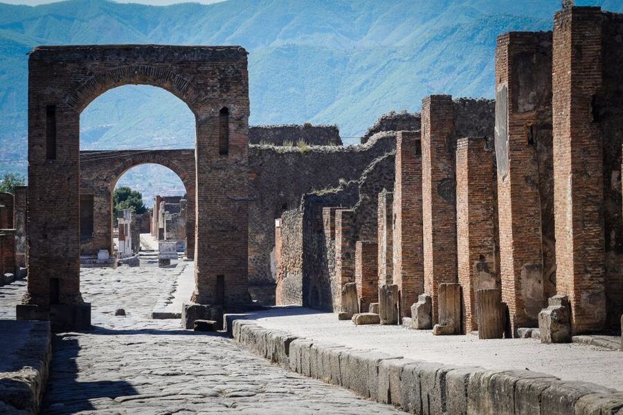 Sorrento: Skip-the-Line Pompeii Express Tour by Train - FAQ