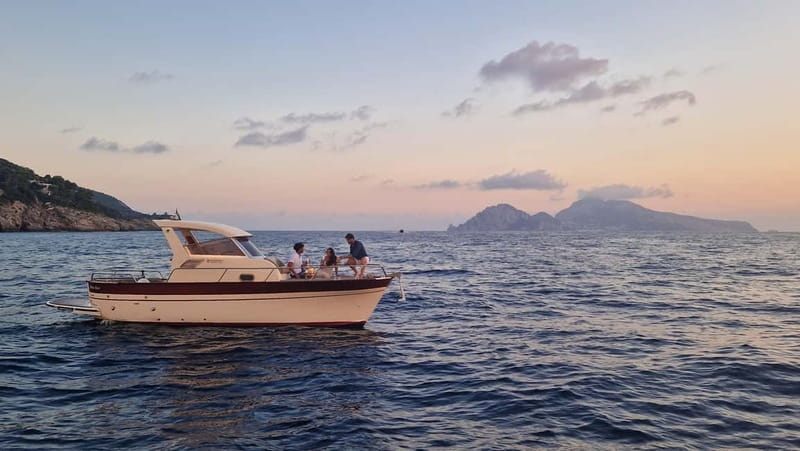 Sorrento: Sunset Coastal Boat Tour with Aperitif - Key moments worth planning for