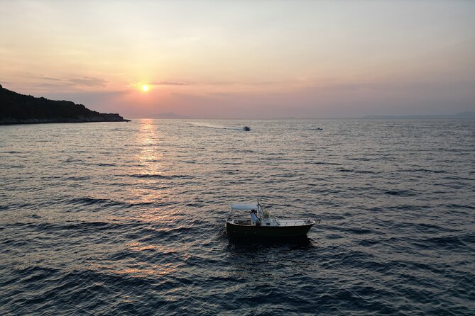 Sorrento Sunset Experience With Prosecco, Limoncello and Snacks - Bagni Regina Giovanna: the Roman-era viewpoint for sunset photos