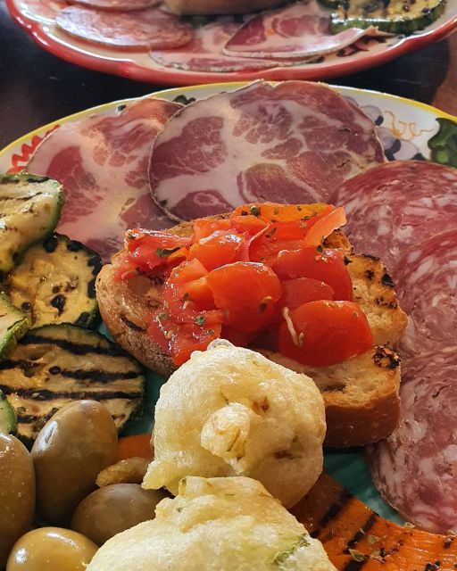 Sorrento: Vesuvius Day Trip with Entry and Lunch - Why Vesuvius feels different once you are up close
