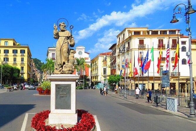 Sorrento Walking Tour & Limoncello Tasting - Price and Time: Why About $30 Can Feel Fair