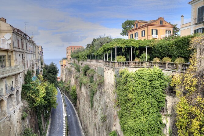 Sorrento Walking Tour & Limoncello Tasting - Piazza Tasso: The Main Square Gets a Poet and a Backstory