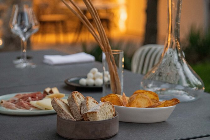 Tasting of 5 Wines with Typical Products in Sorrento - Your 2.5-hour plan: welcome drink, 5 wines, food, then limoncello
