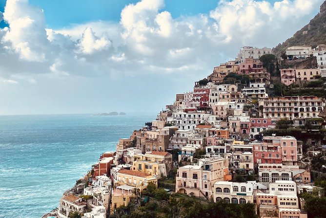 The Amalfi Coast, Let's live the Dolce Vita! - The comfort package: champagne, WiFi, water, and A/C