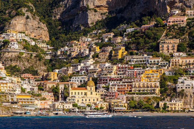 The highlights of the Amalfi Coast from Amalfi - Ravello: that high, quiet viewpoint feeling and two big garden stops