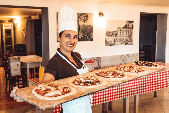 Toss, Bake, Cheers! - Sorrento Pizza Making Class with Wine - Hillside welcome: where the class starts and how pickup works