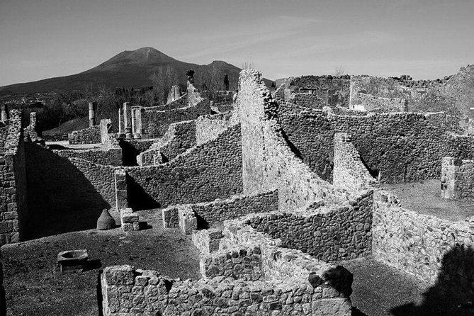 Tour in the ruins of Pompeii with an archaeologist - Why an archaeologist matters at Pompeii