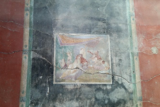 Tour in the ruins of Pompeii with an archaeologist - Who this Pompeii archaeologist tour suits best