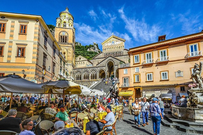 Tours and Transfers - What to bring: the lunch gap and moderate walking