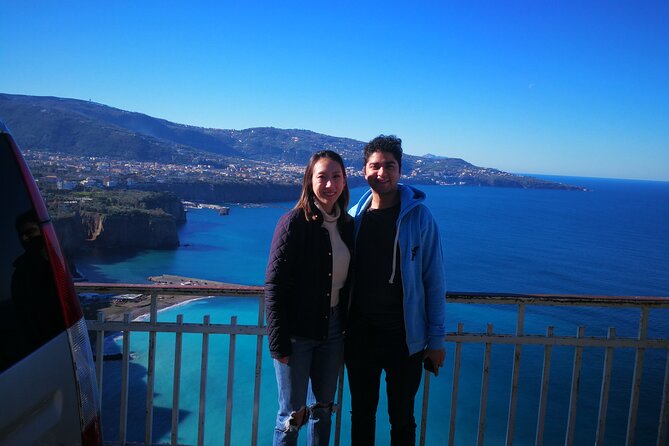 Transfer also for disabled Naples / Sorrento / Amalfi Coast - Naples, Sorrento, and the Amalfi Coast transfer that starts with a real welcome