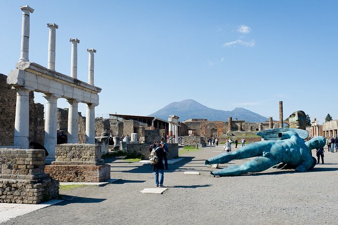 Transfer Naples Sorrento plus Pompeii or vice versa - 5 Hours Total, Two Hours at Pompeii: The Right Amount of Time