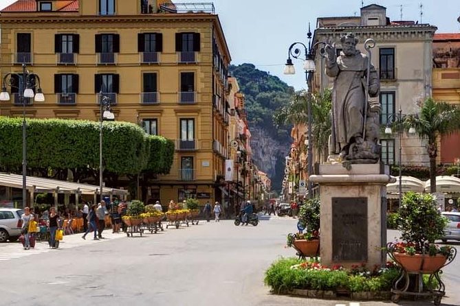 Transfers From Naples Airport Or Train Station To Sorrento - Price, timing, and how far ahead to book