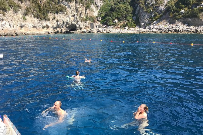 Visit Costiera Sorrento Coast Between history and legend - Drinks on board: limoncello tasting without the fuss