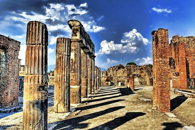 Visit Pompeii with a local expert guide - Where you start: Piazza Esedra morning meeting, then back again